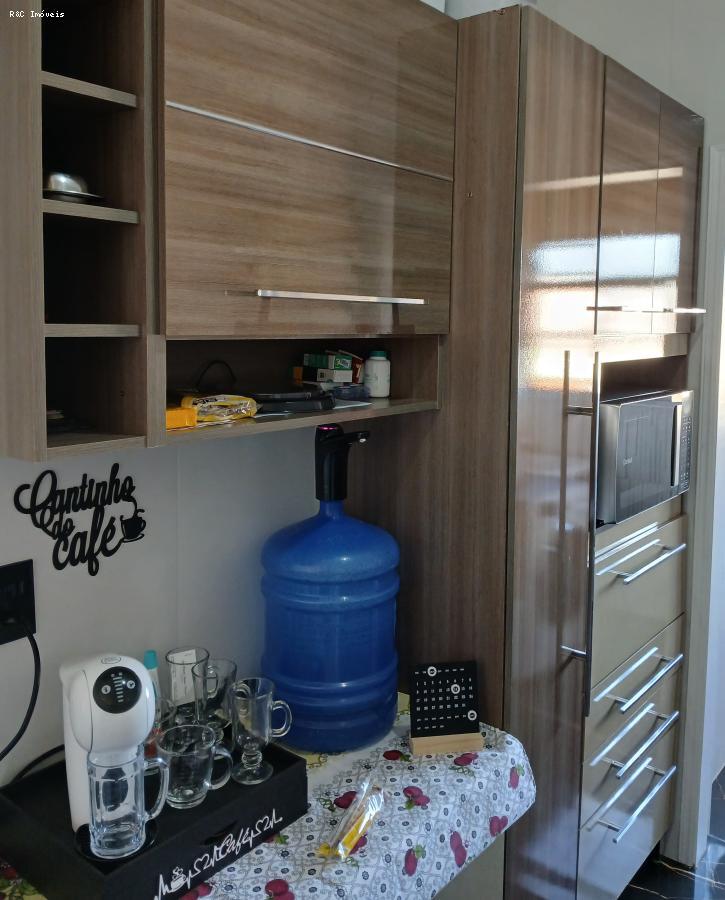 Apartamento à venda com 3 quartos, 65m² - Foto 4