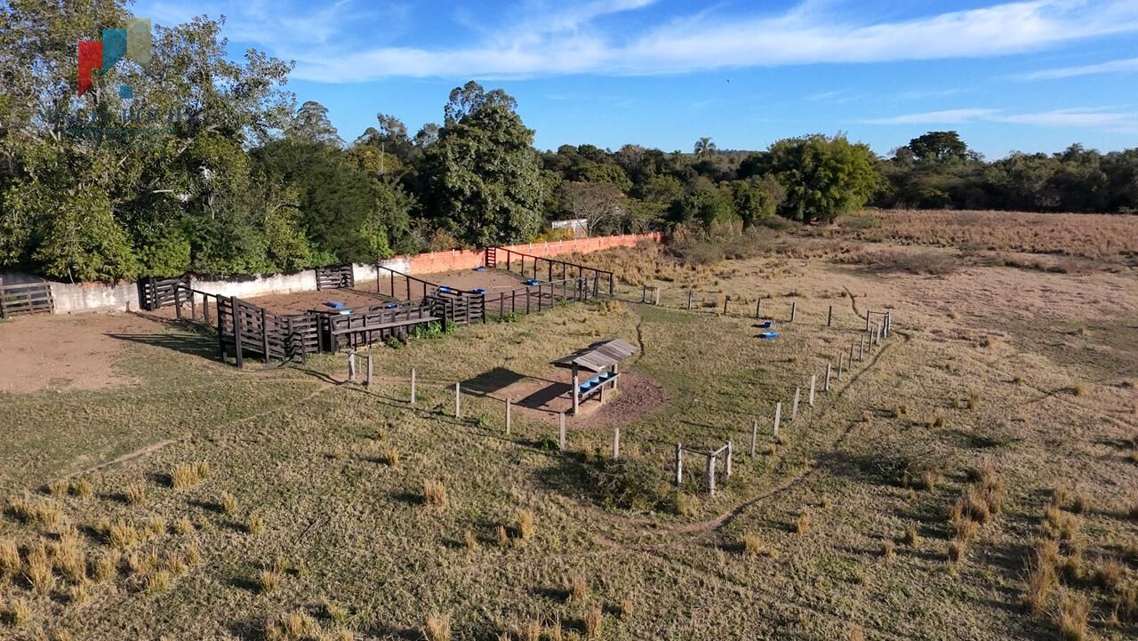 Fazenda à venda com 2 quartos, 605000m² - Foto 2
