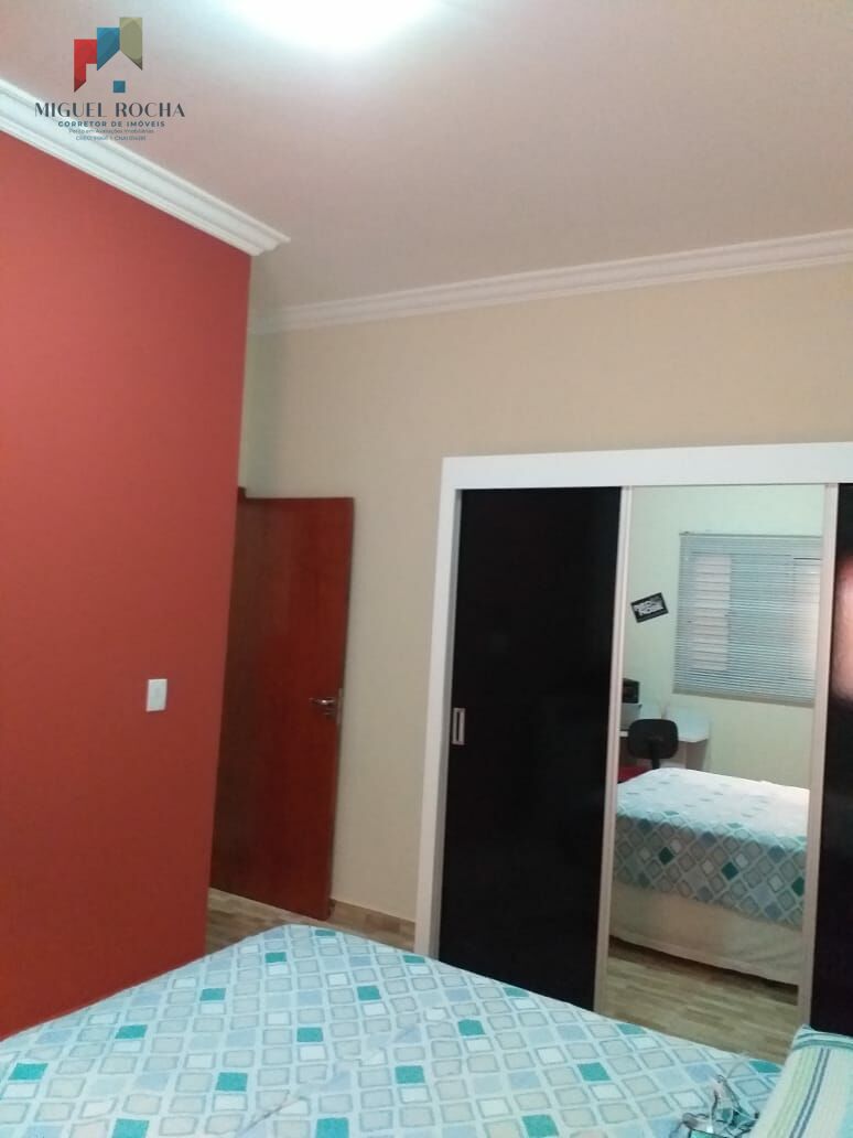 Sobrado à venda com 4 quartos, 220m² - Foto 13