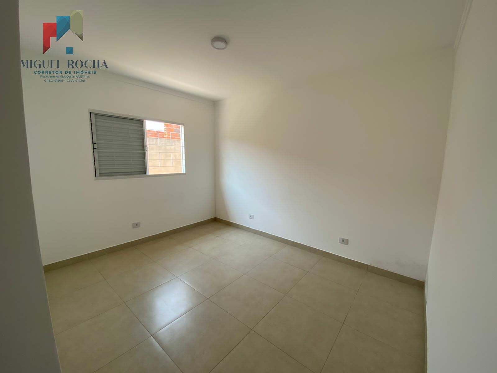 Casa à venda com 2 quartos, 150m² - Foto 11