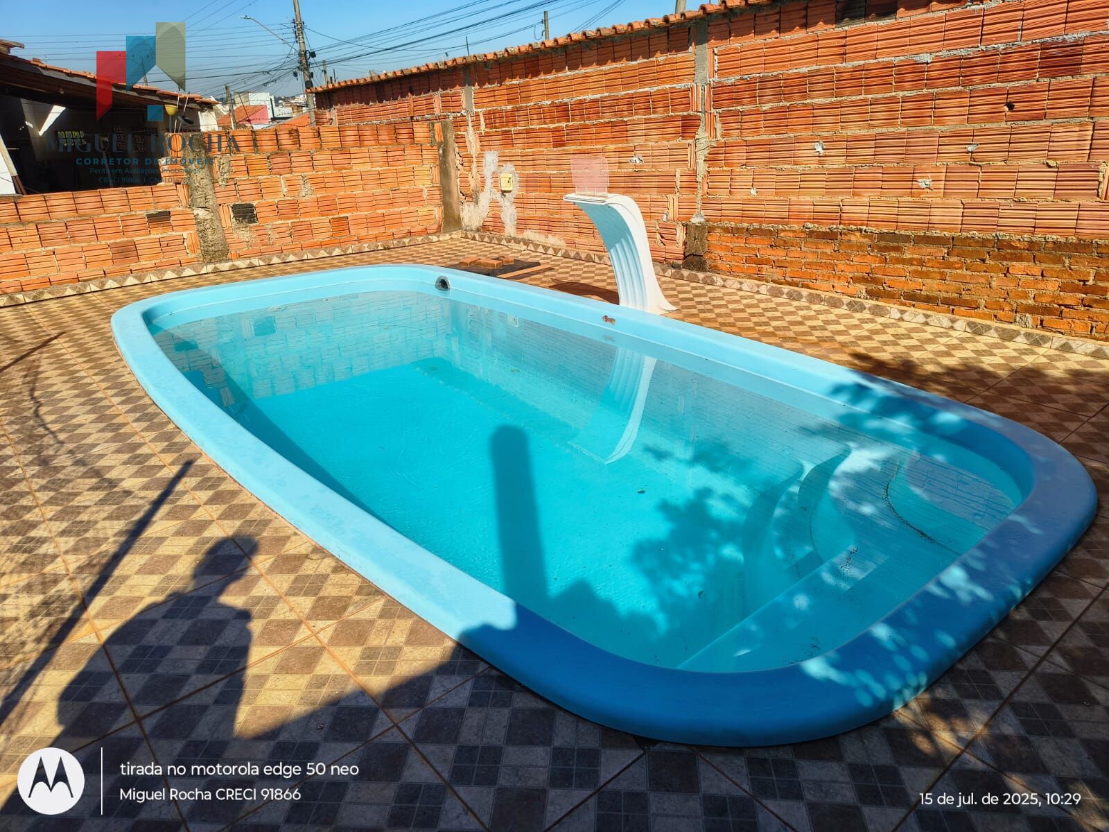 Casa à venda com 2 quartos, 70m² - Foto 2
