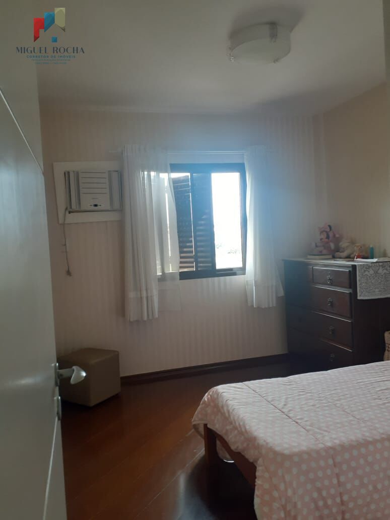 Apartamento à venda com 3 quartos, 150m² - Foto 14