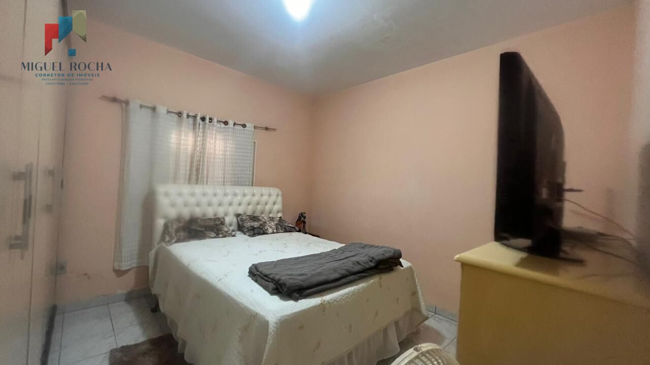 Casa à venda com 2 quartos, 100m² - Foto 10