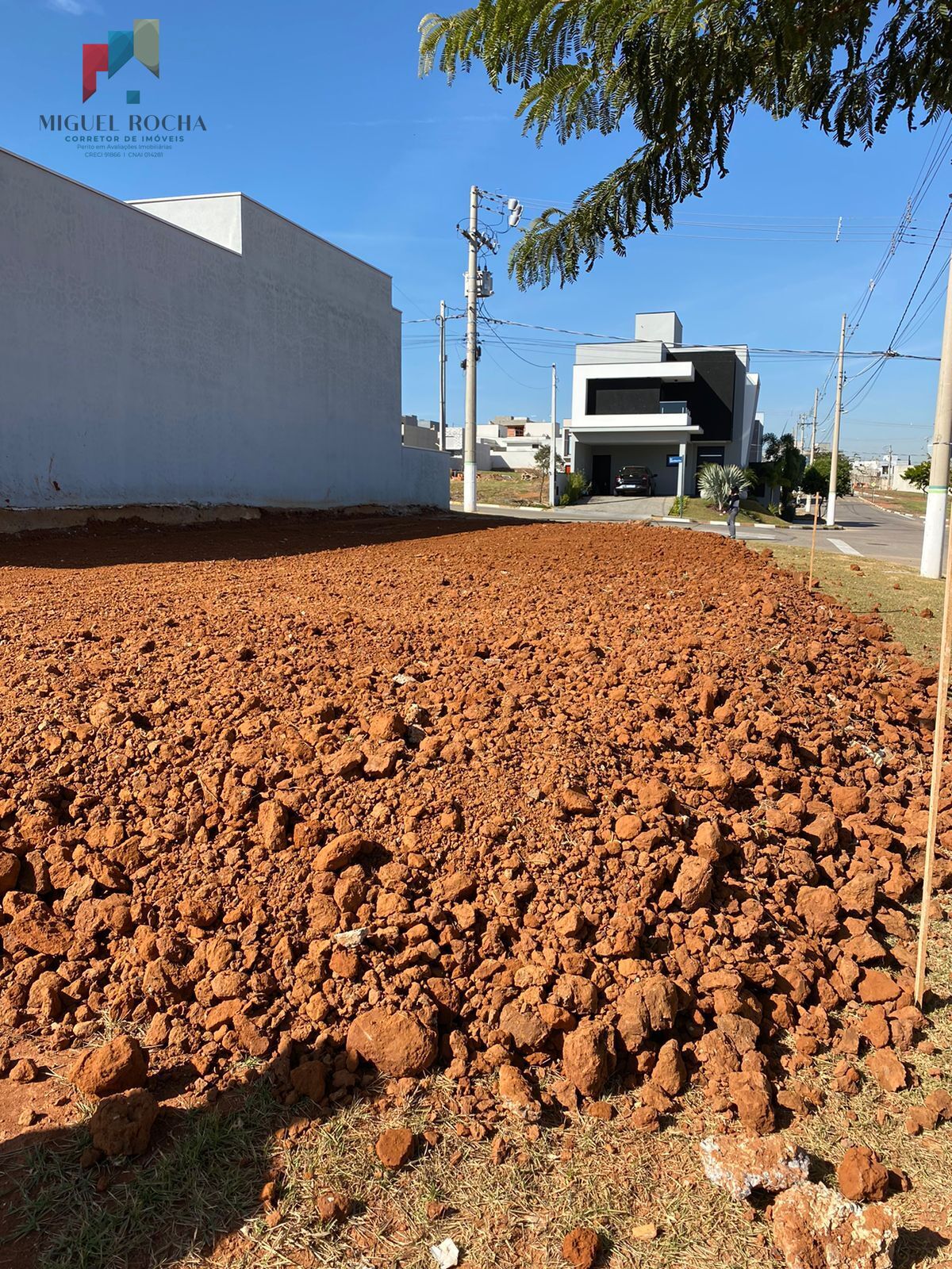 Terreno à venda, 226m² - Foto 1