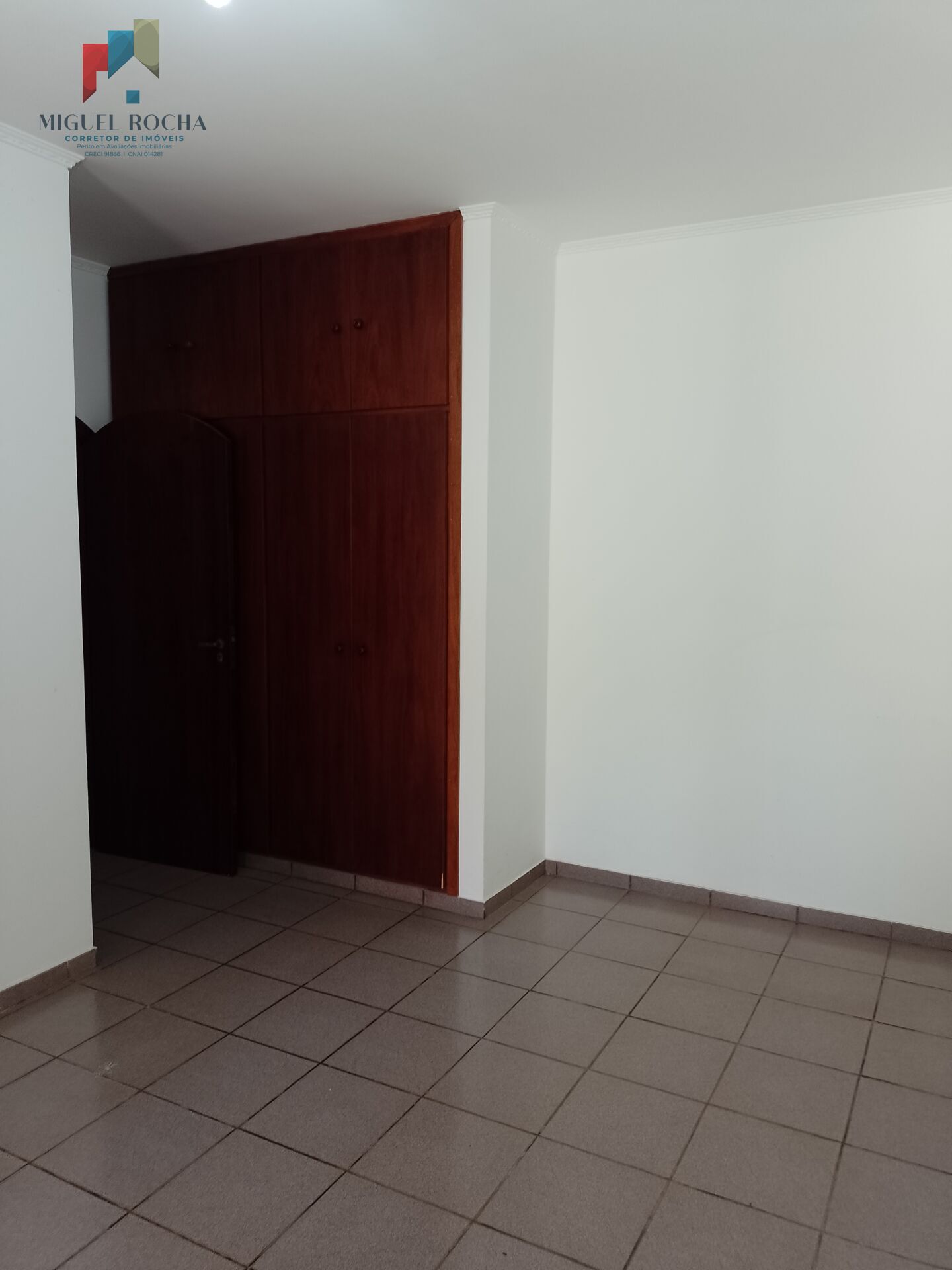 Casa à venda com 4 quartos, 314m² - Foto 21