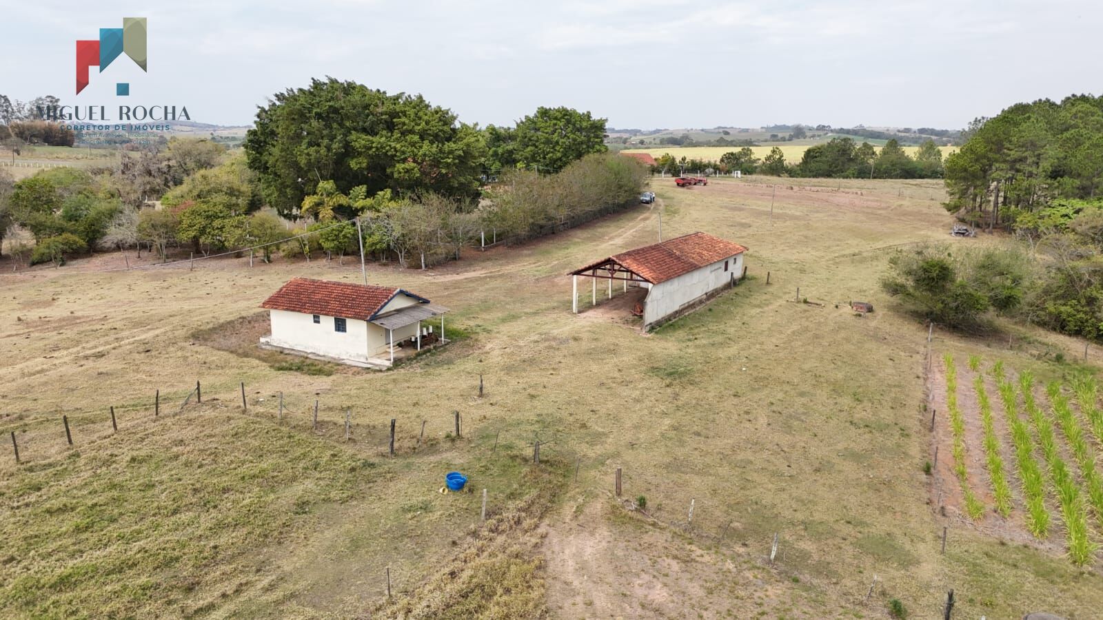 Sítio à venda com 2 quartos, 316536m² - Foto 11