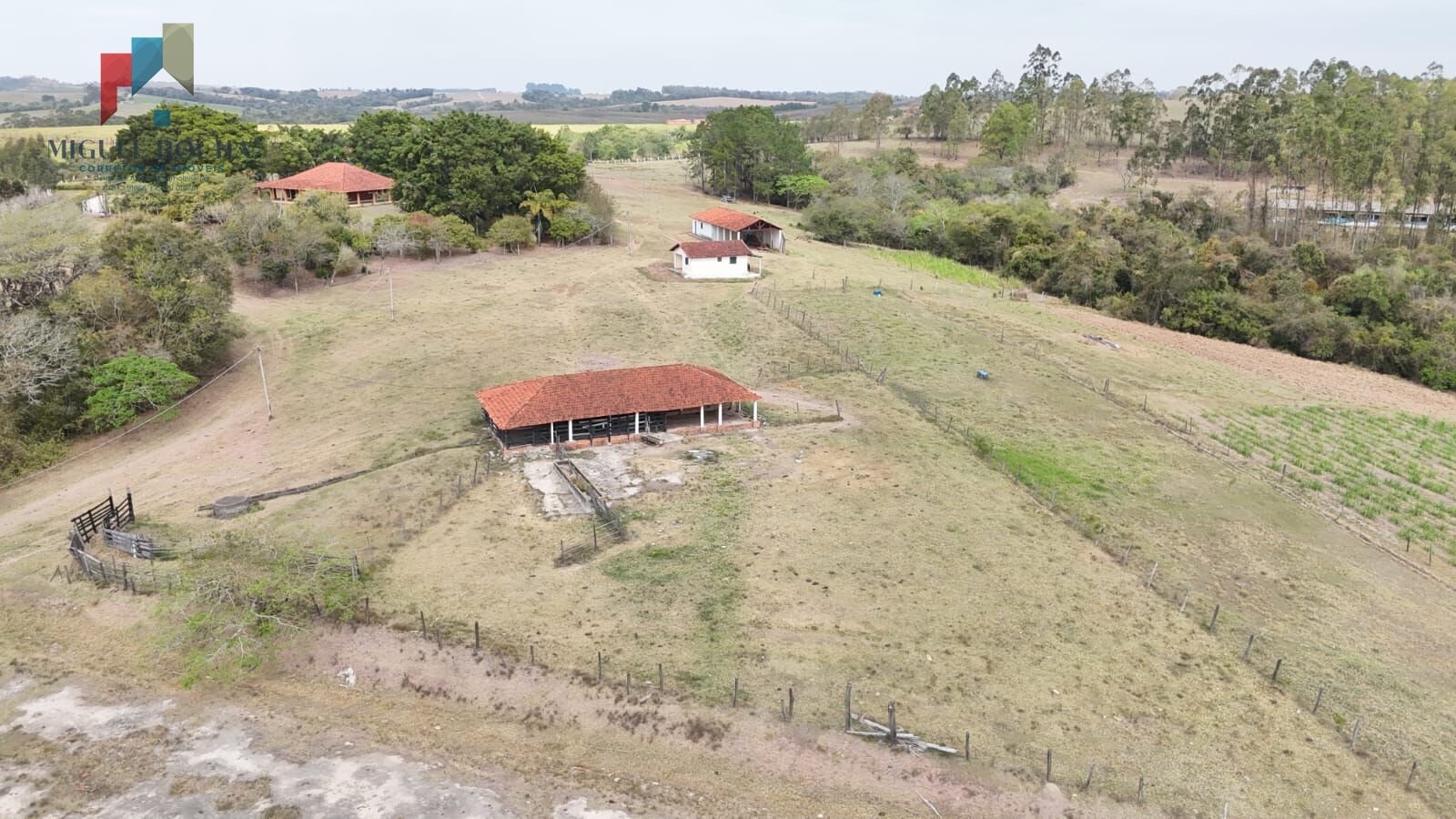 Sítio à venda com 2 quartos, 316536m² - Foto 12
