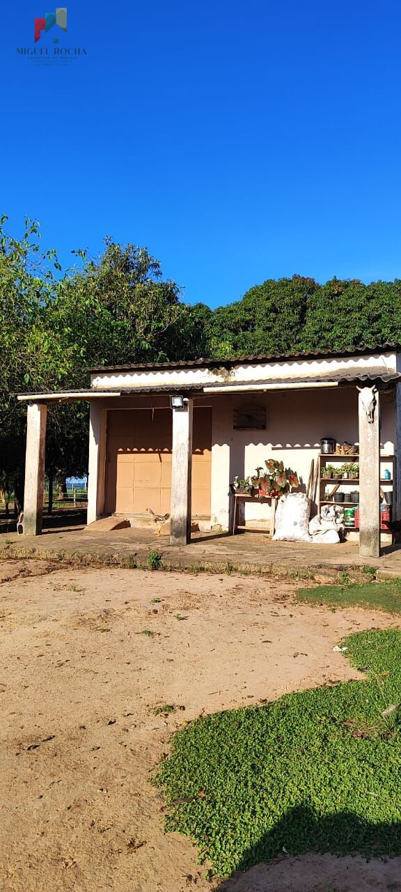 Fazenda à venda com 2 quartos, 121000m² - Foto 2