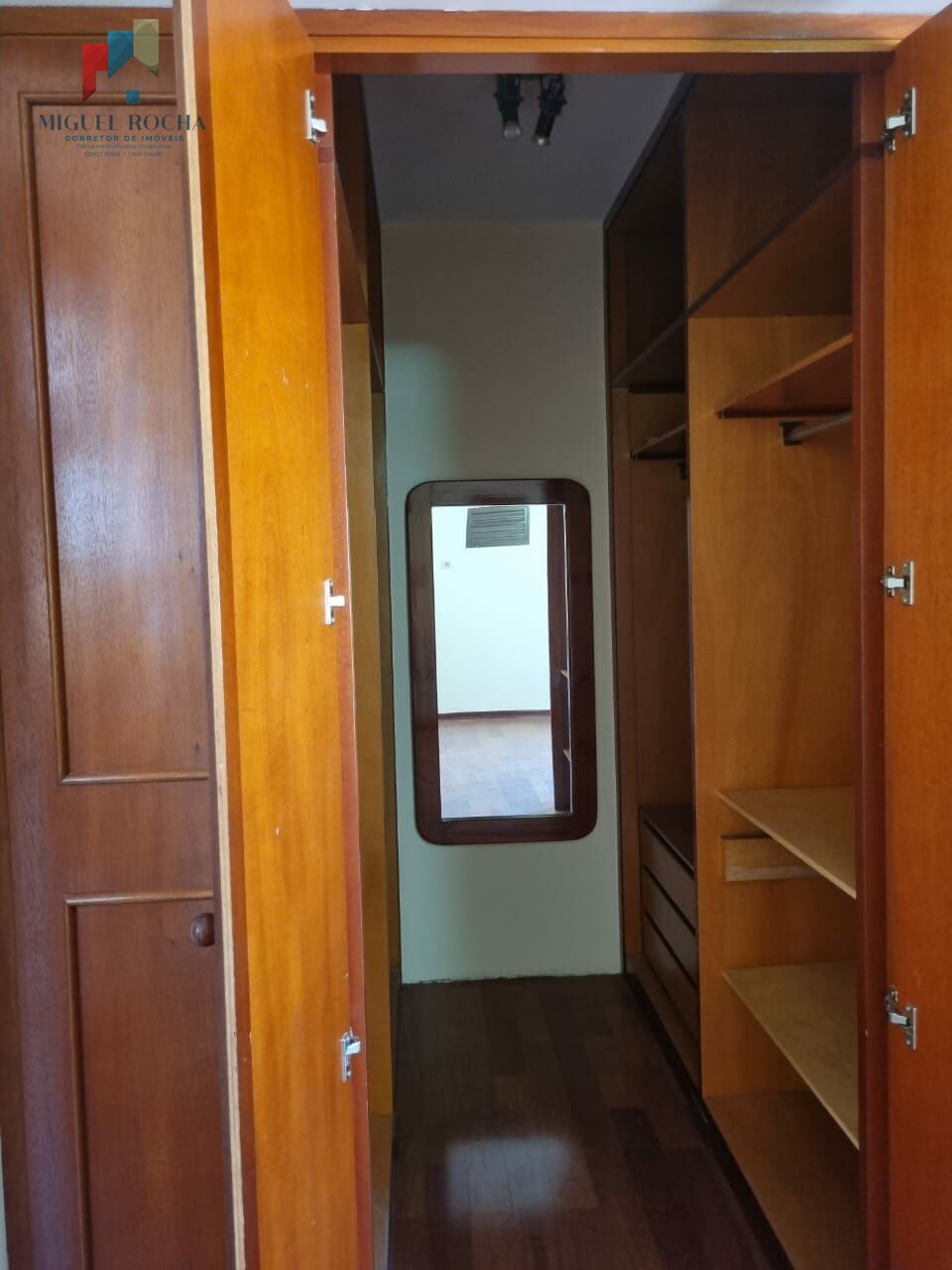 Apartamento à venda com 3 quartos, 150m² - Foto 19