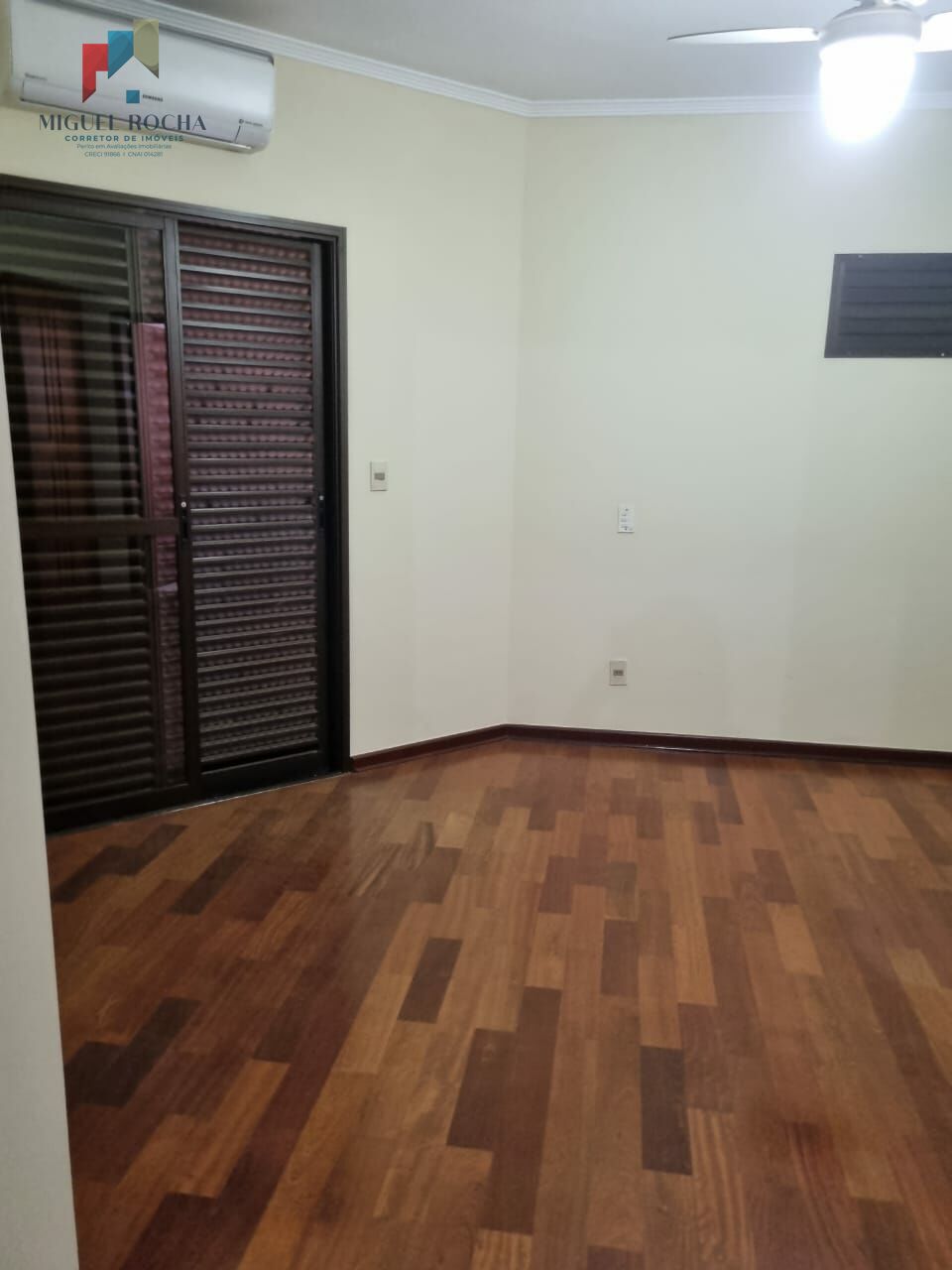 Apartamento à venda com 3 quartos, 150m² - Foto 12