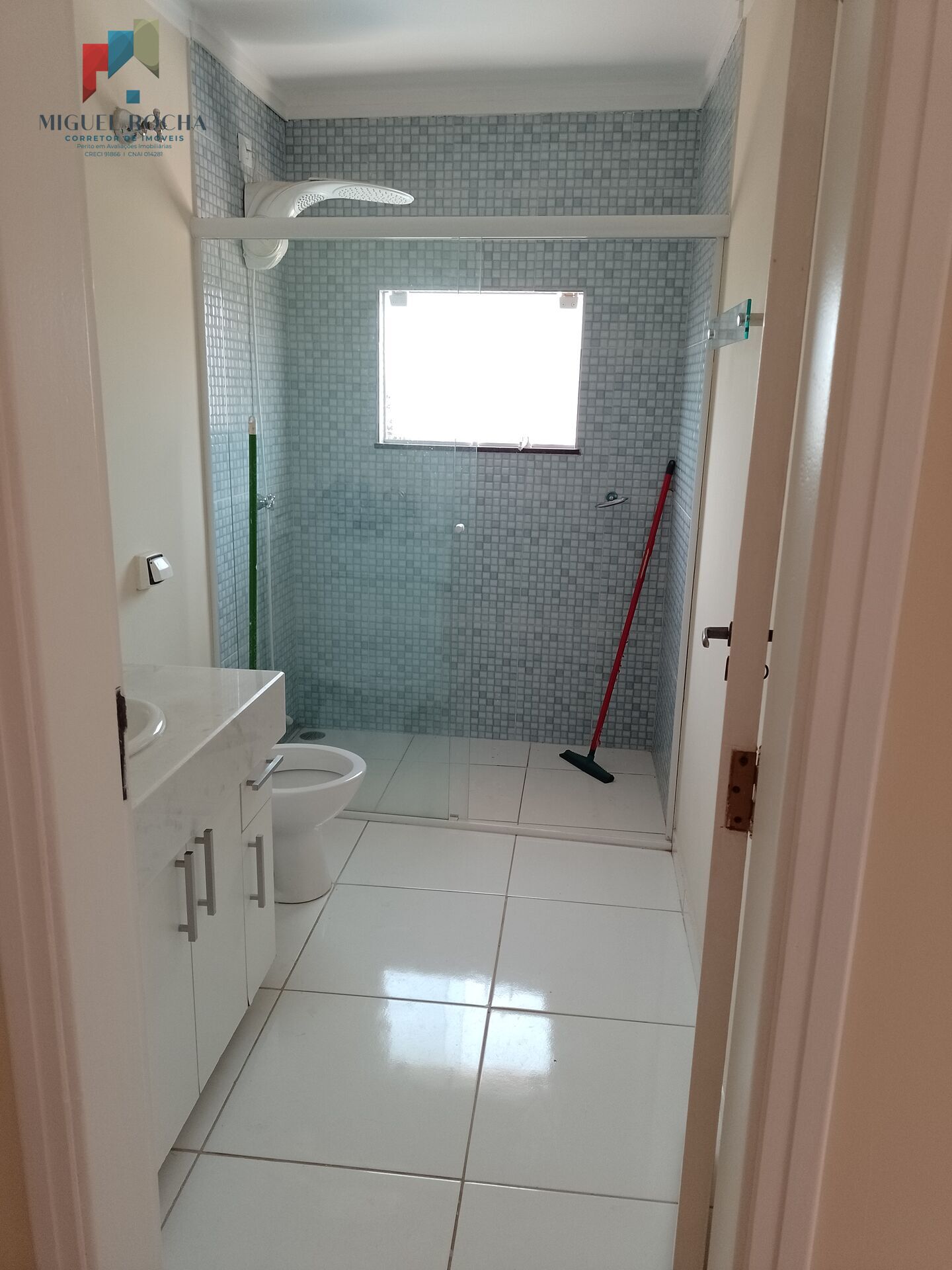 Sobrado à venda com 3 quartos, 266m² - Foto 4