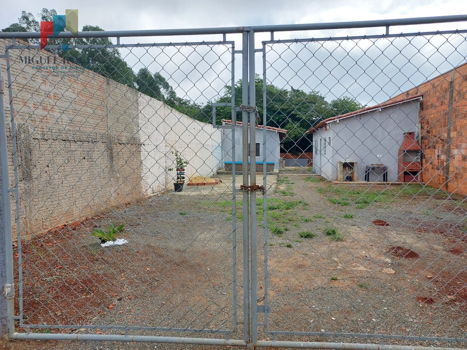 Casa para alugar com 2 quartos, 150m² - Foto 3