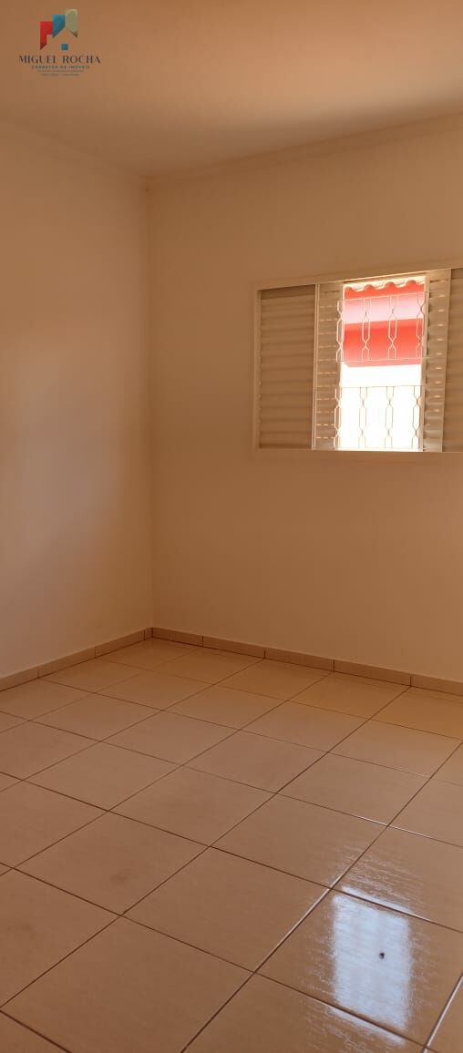 Casa à venda com 2 quartos, 125m² - Foto 11