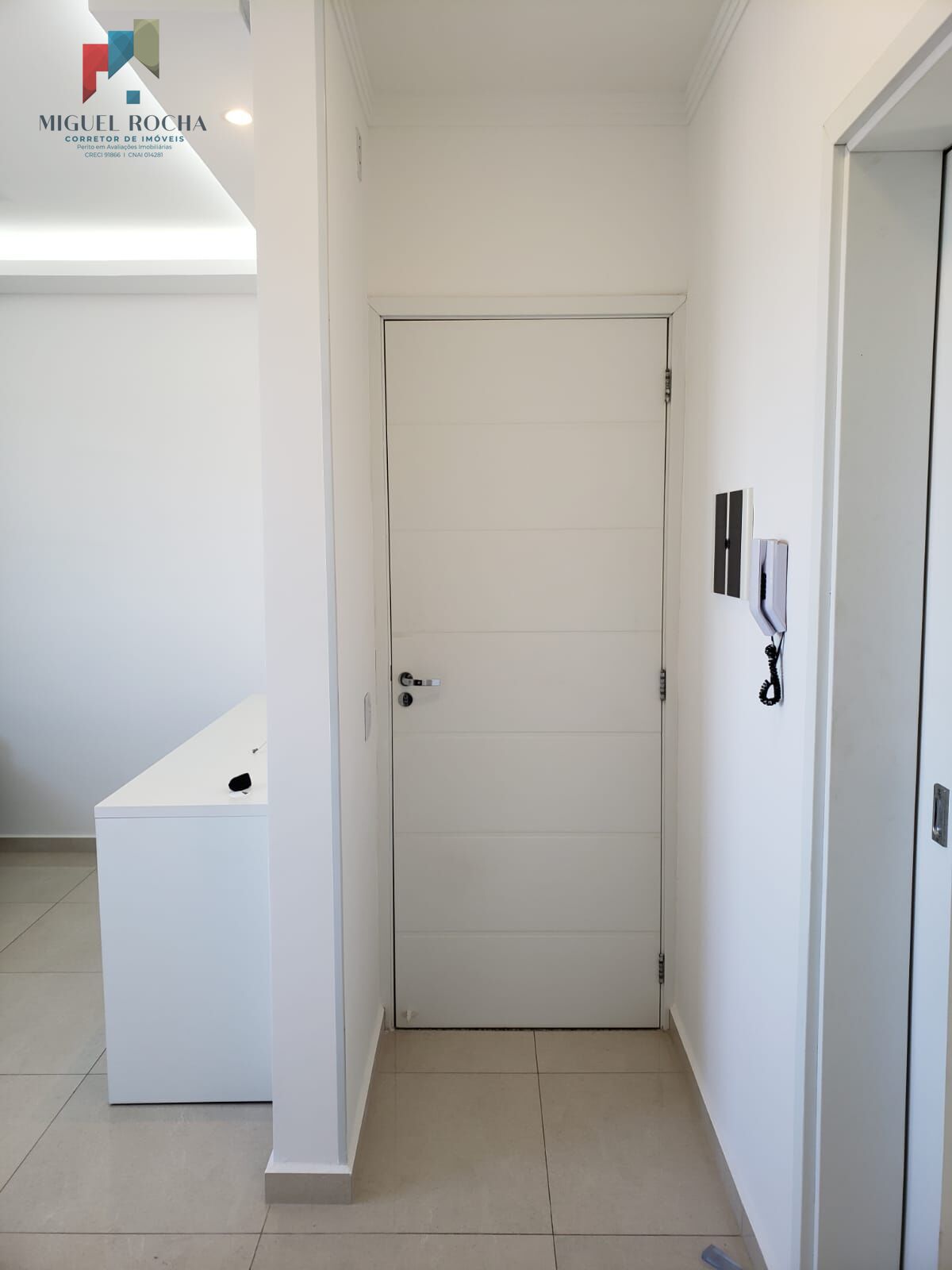 Apartamento à venda com 2 quartos, 67m² - Foto 5