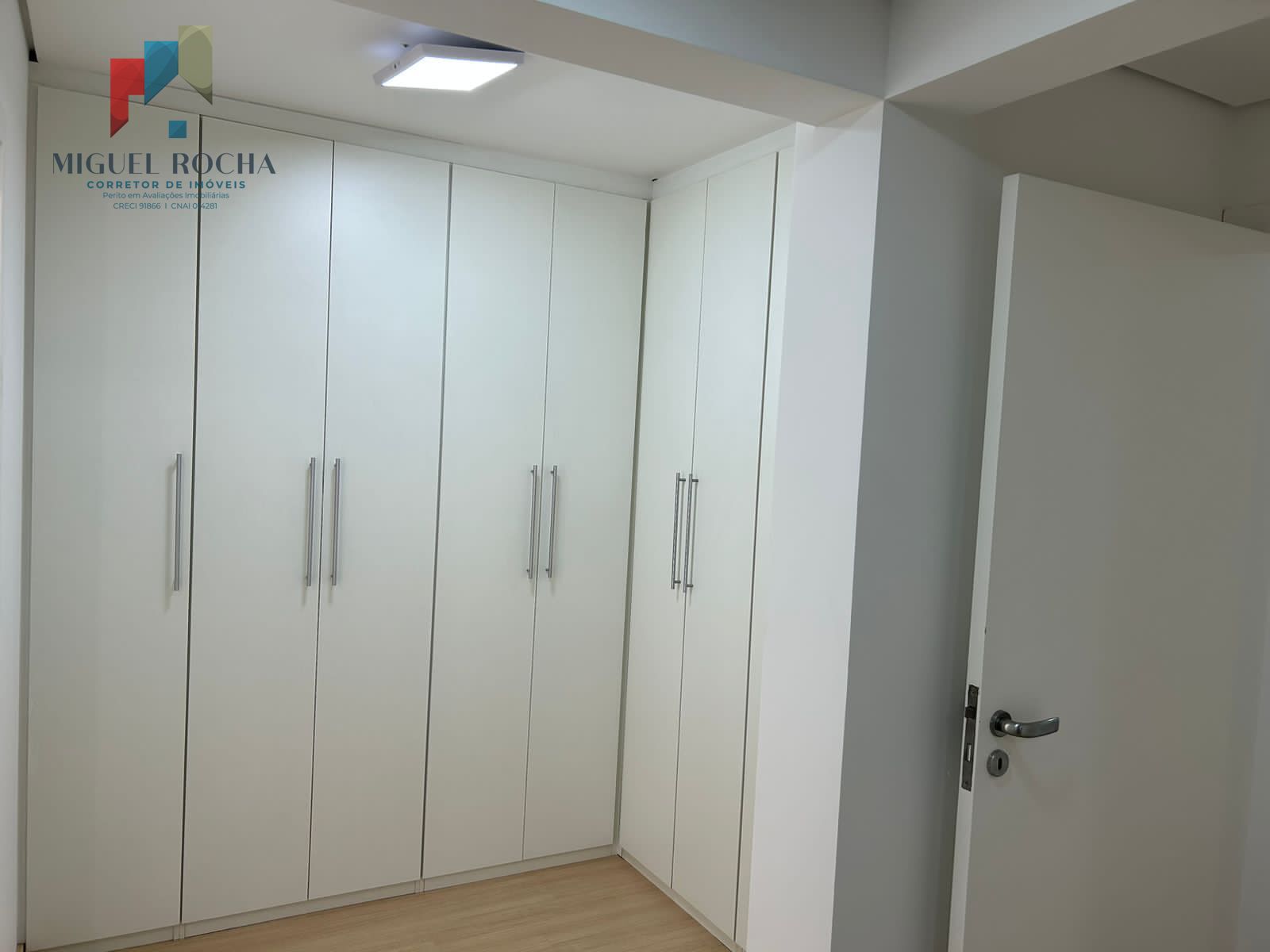 Apartamento à venda com 3 quartos, 162m² - Foto 19