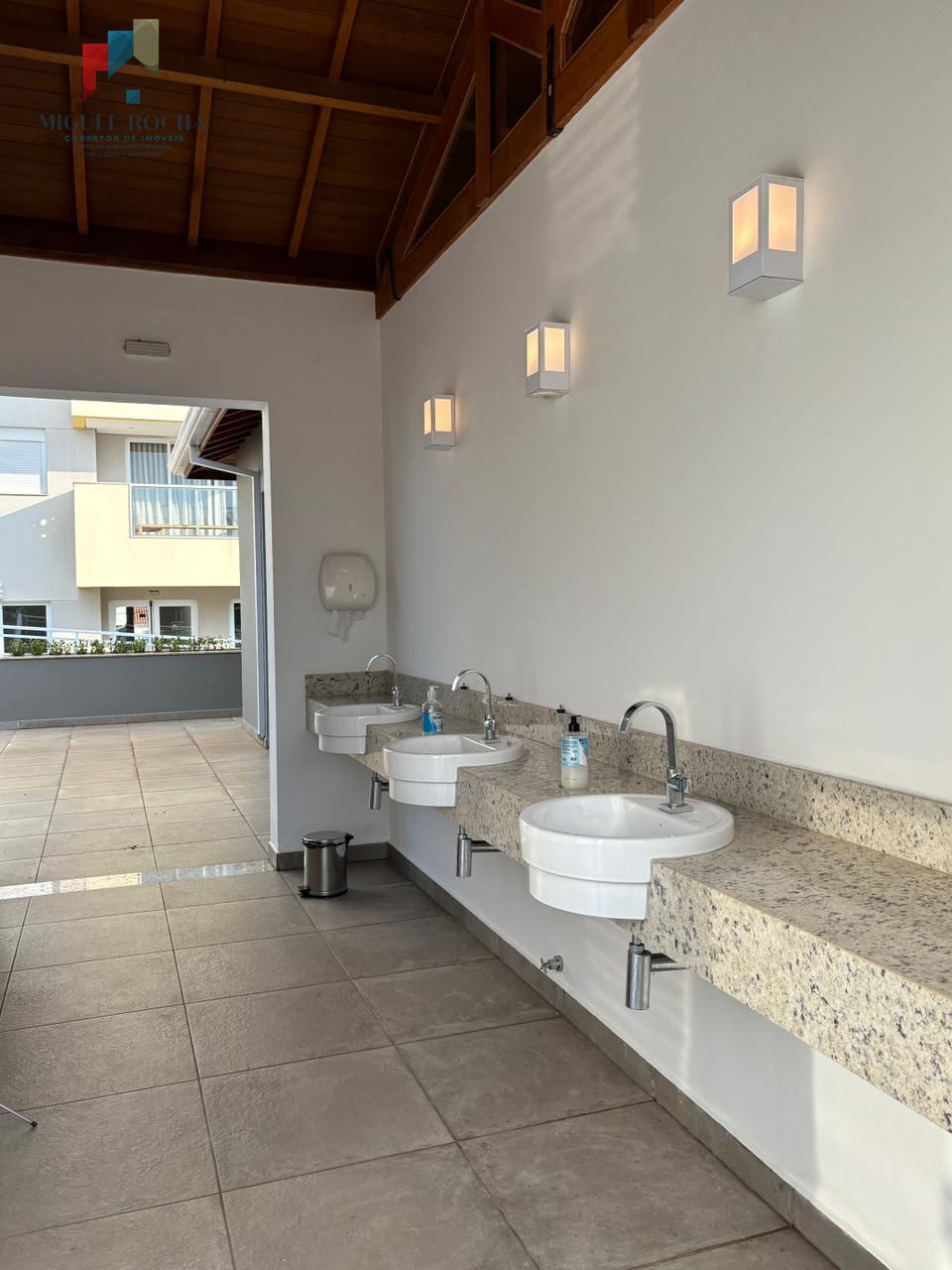 Apartamento à venda com 3 quartos, 162m² - Foto 22