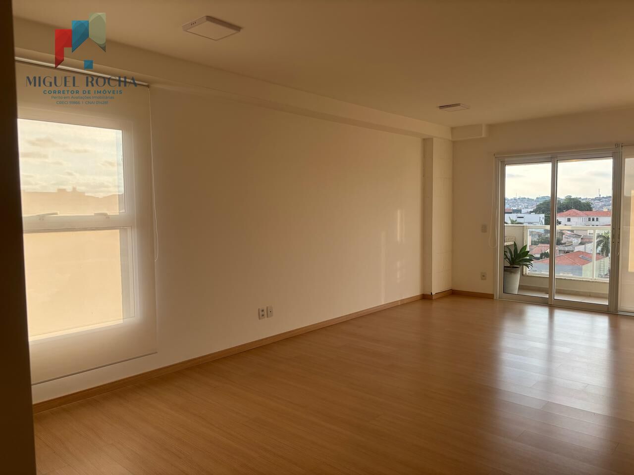 Apartamento à venda com 3 quartos, 162m² - Foto 4