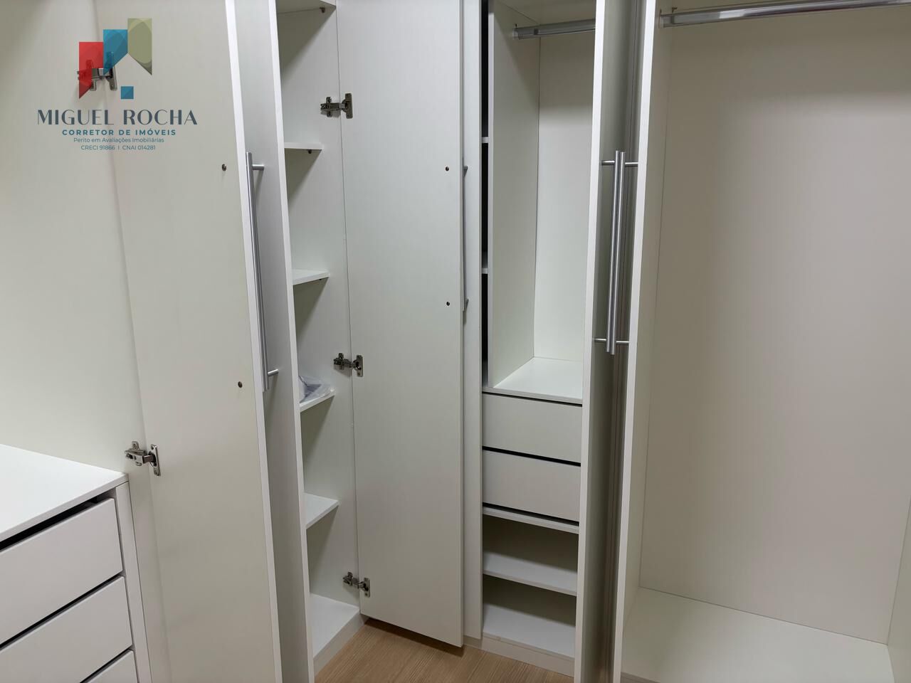 Apartamento à venda com 3 quartos, 162m² - Foto 18