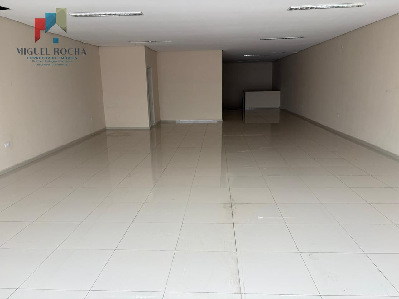 Loja-Salão, 380 m² - Foto 1