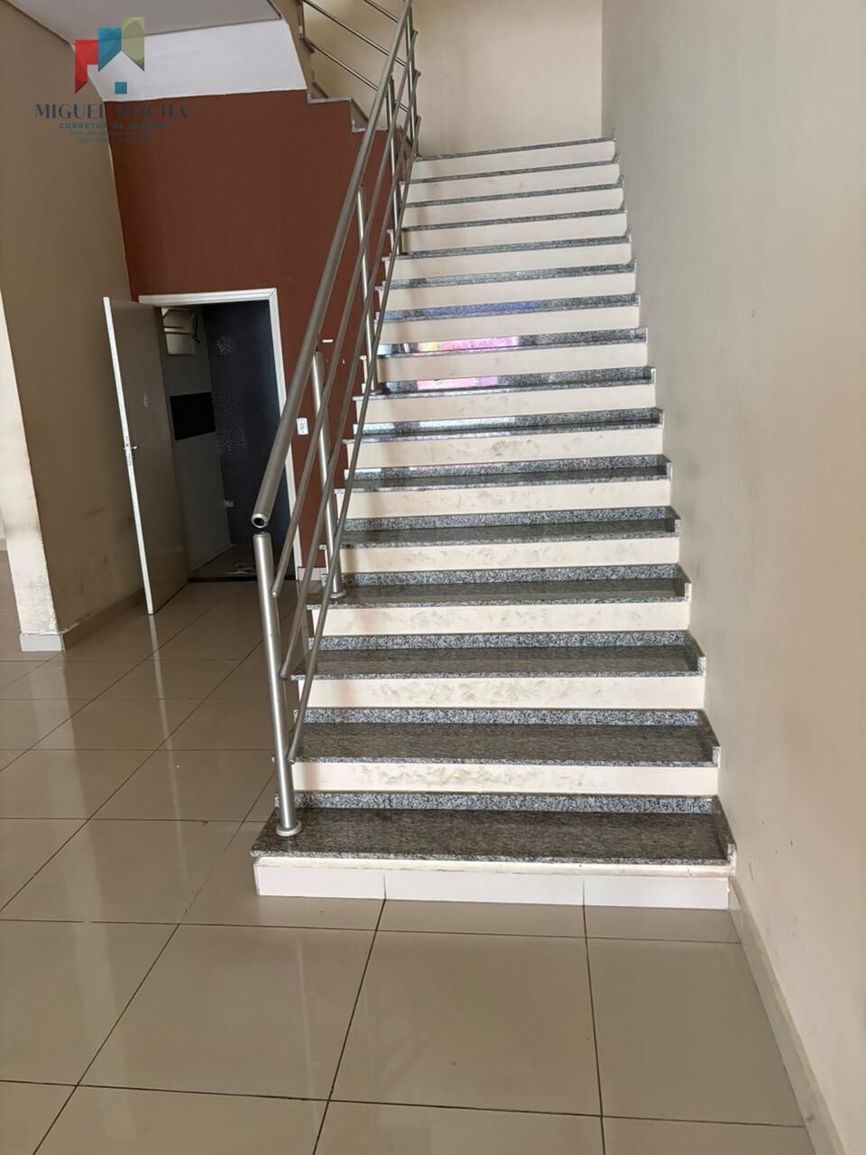 Loja-Salão, 380 m² - Foto 3