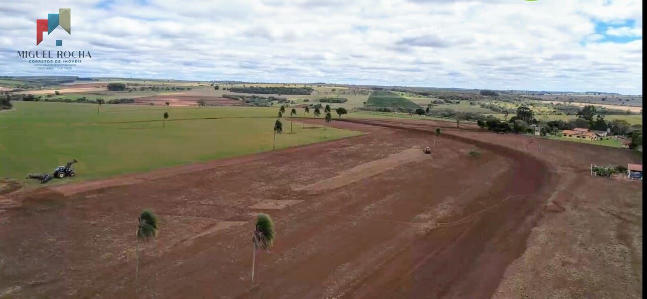 Fazenda à venda com 3 quartos, 968000m² - Foto 22