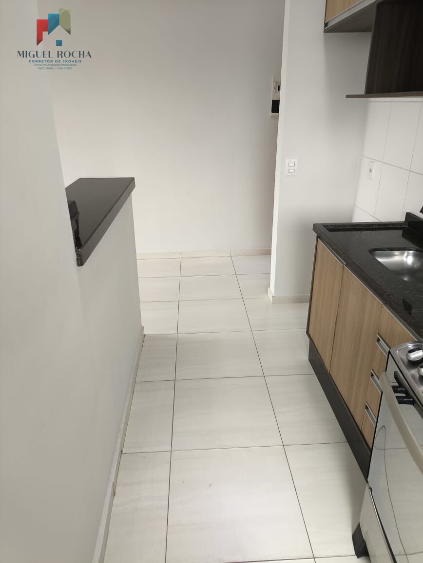 Apartamento para alugar com 2 quartos, 48m² - Foto 4