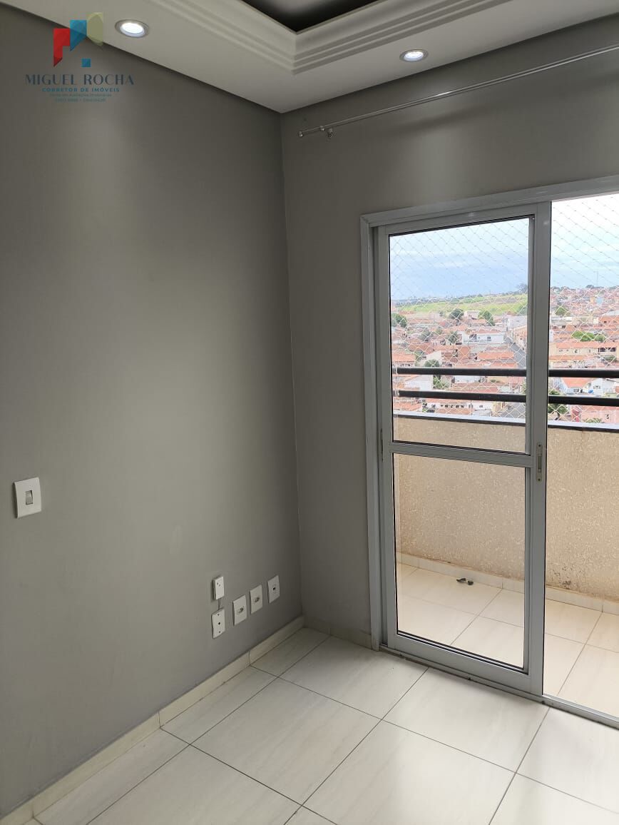 Apartamento para alugar com 2 quartos, 48m² - Foto 2