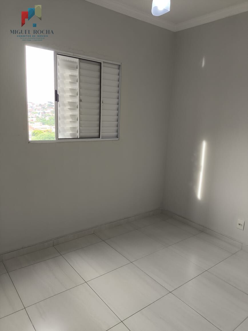 Apartamento para alugar com 2 quartos, 48m² - Foto 9