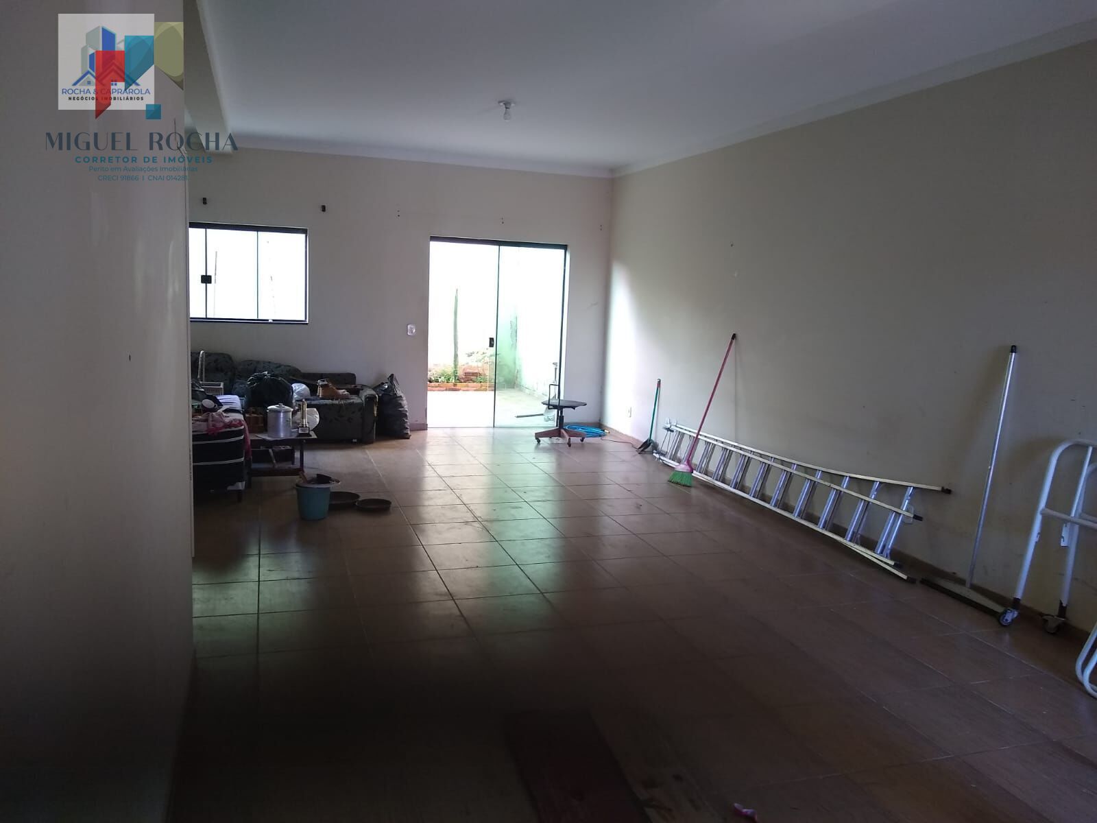 Conjunto Comercial-Sala à venda com 1 quarto, 135m² - Foto 2