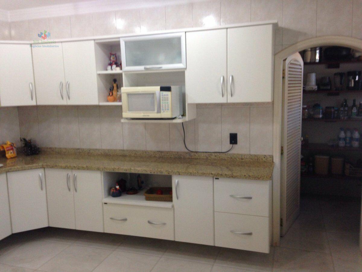 Sobrado à venda com 4 quartos, 360m² - Foto 5