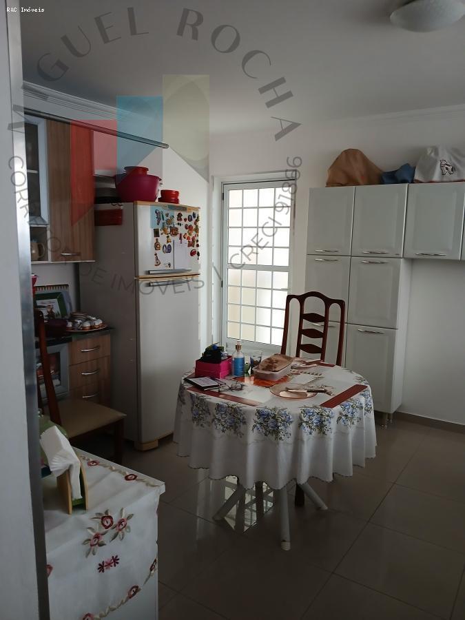 Sobrado para alugar com 3 quartos, 192m² - Foto 7