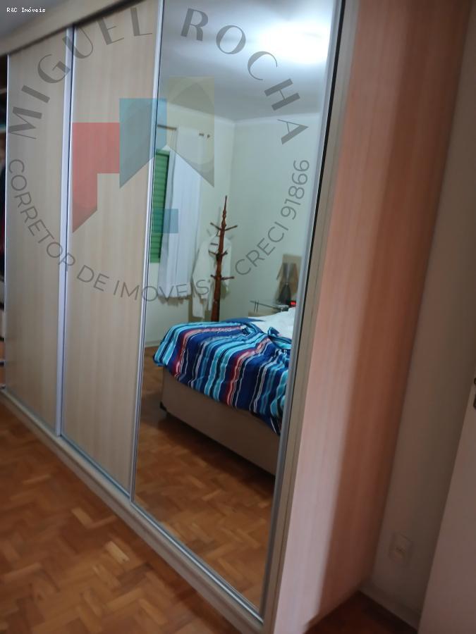 Sobrado para alugar com 3 quartos, 192m² - Foto 28