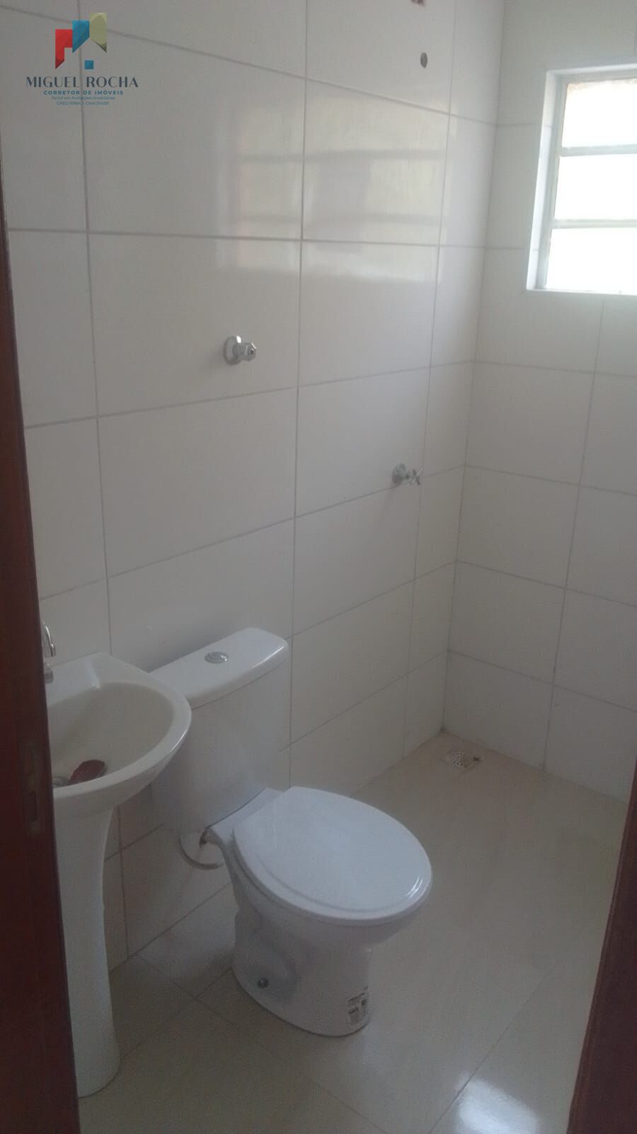 Casa à venda com 2 quartos, 125m² - Foto 4