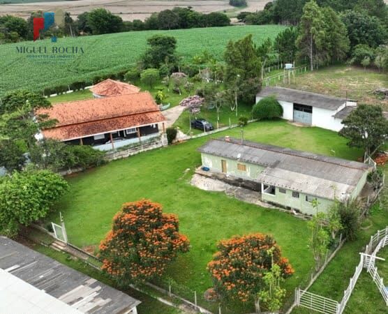 Fazenda à venda com 2 quartos, 427372m² - Foto 6