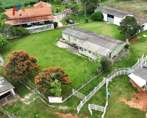 Fazenda à venda com 2 quartos, 427372m² - Foto 7