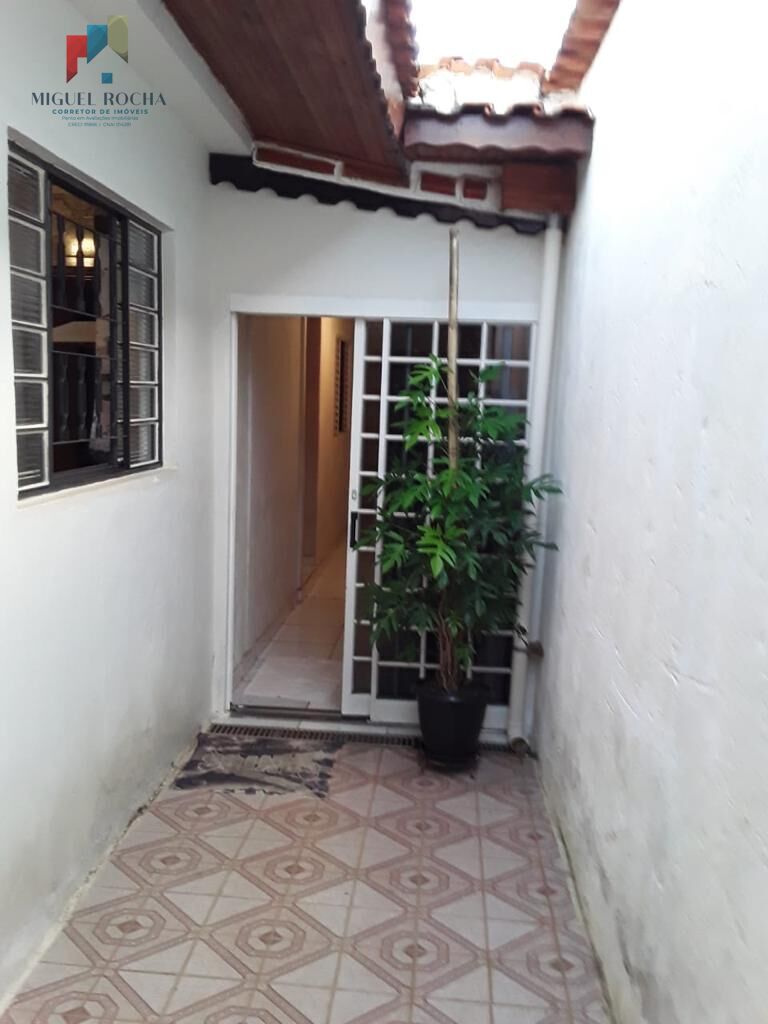 Casa à venda com 2 quartos, 165m² - Foto 15