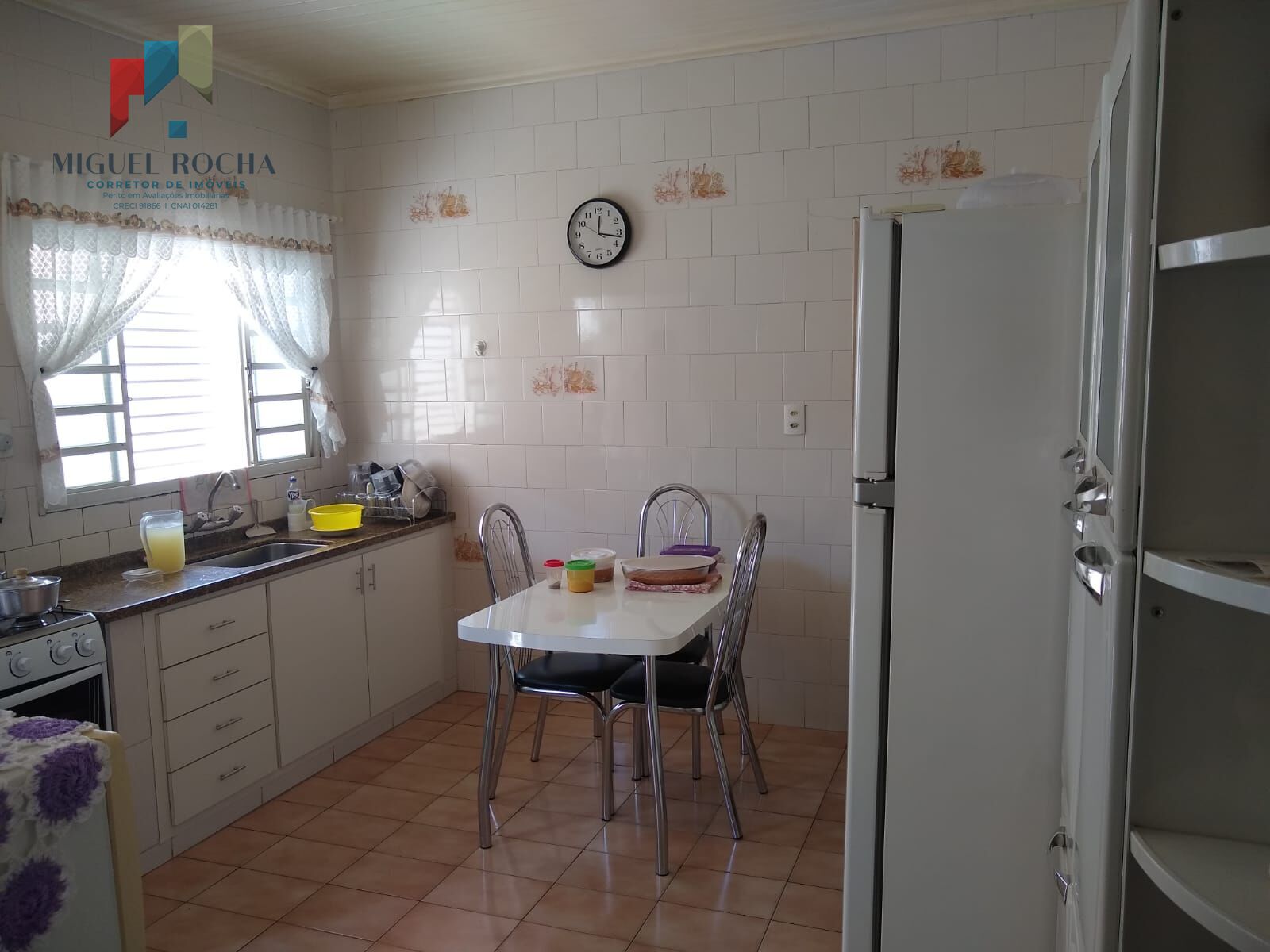 Casa à venda com 2 quartos, 100m² - Foto 12