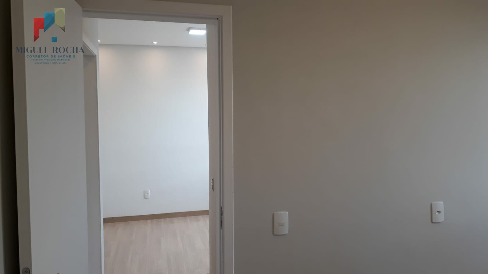 Apartamento à venda com 2 quartos, 48m² - Foto 17