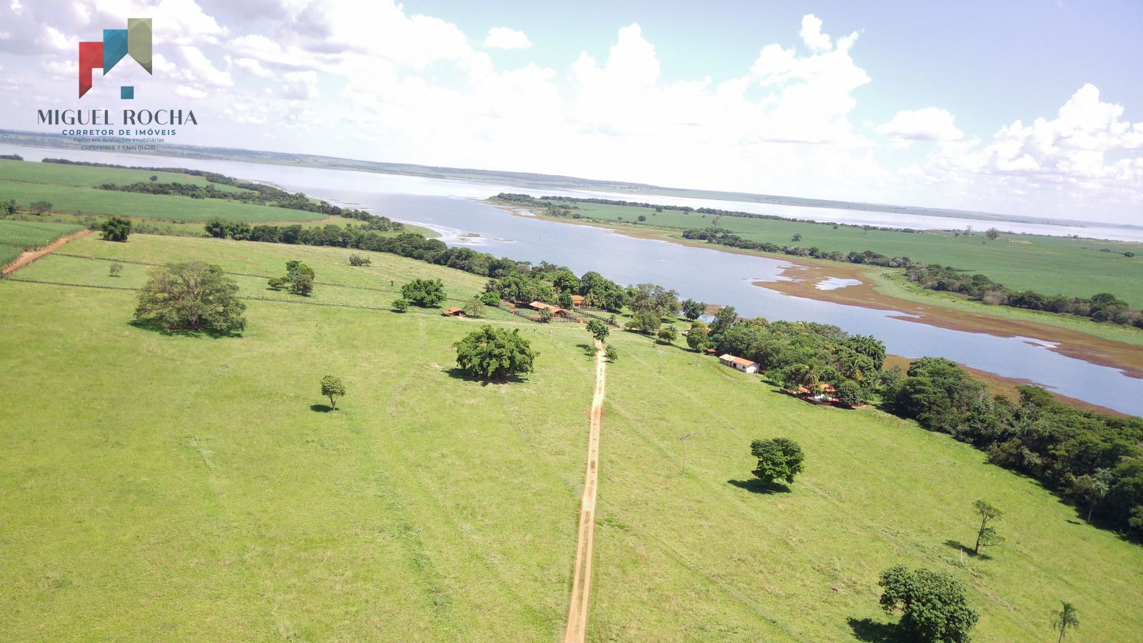 Fazenda à venda com 2 quartos, 4912600m² - Foto 1