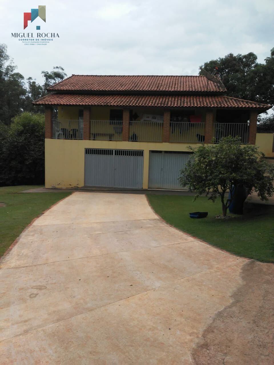 Fazenda à venda com 3 quartos, 1500m² - Foto 2