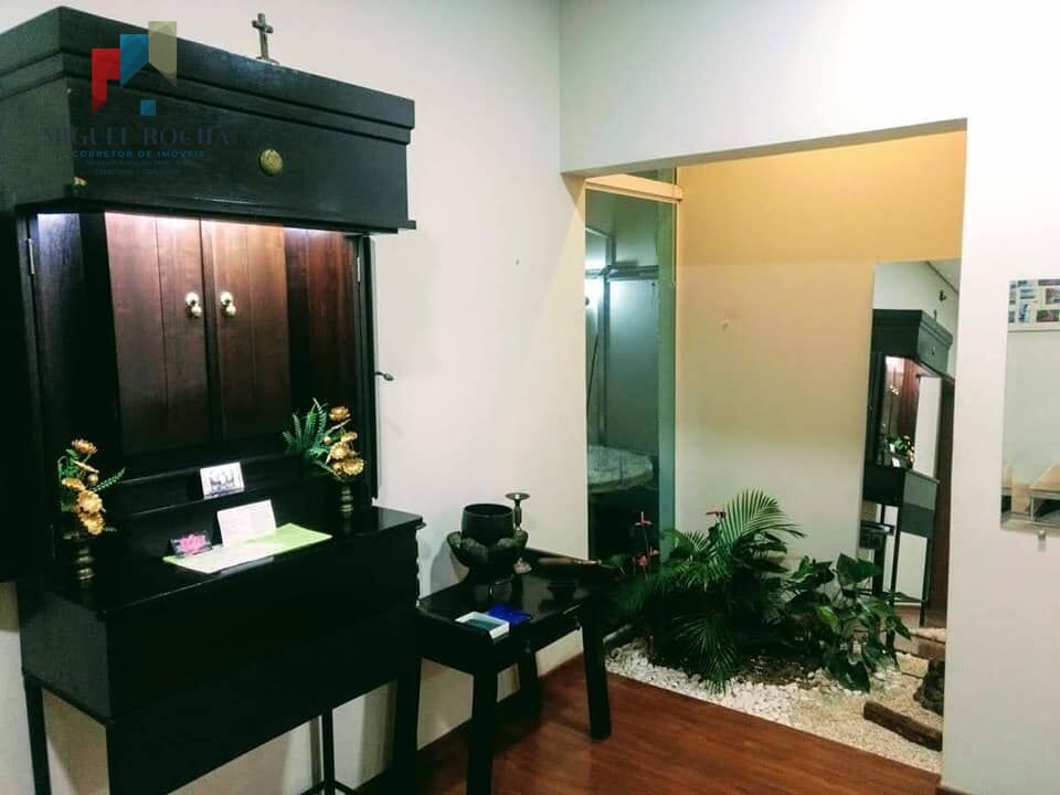 Casa à venda com 4 quartos, 248m² - Foto 6