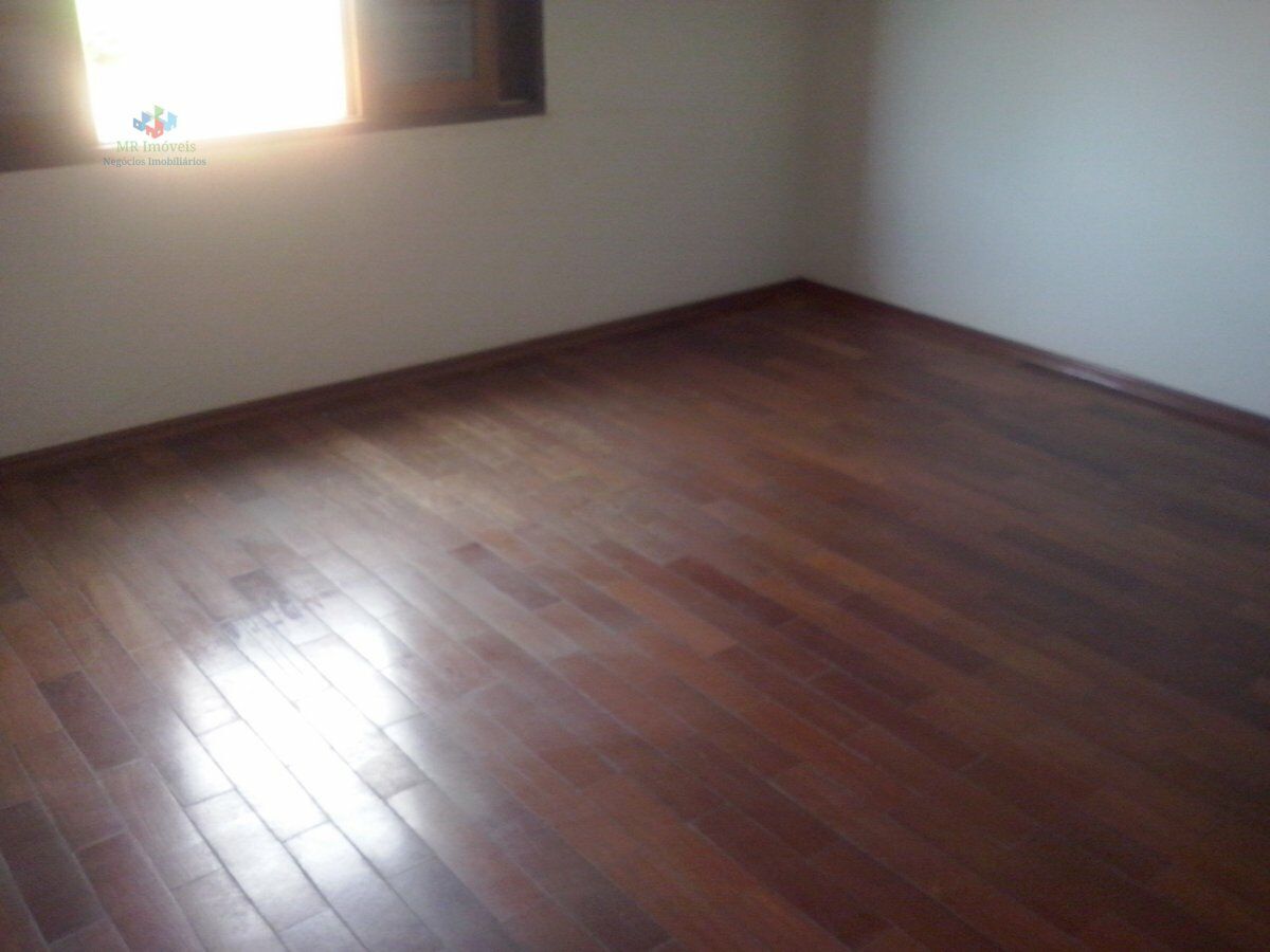 Sobrado à venda com 3 quartos, 150m² - Foto 3