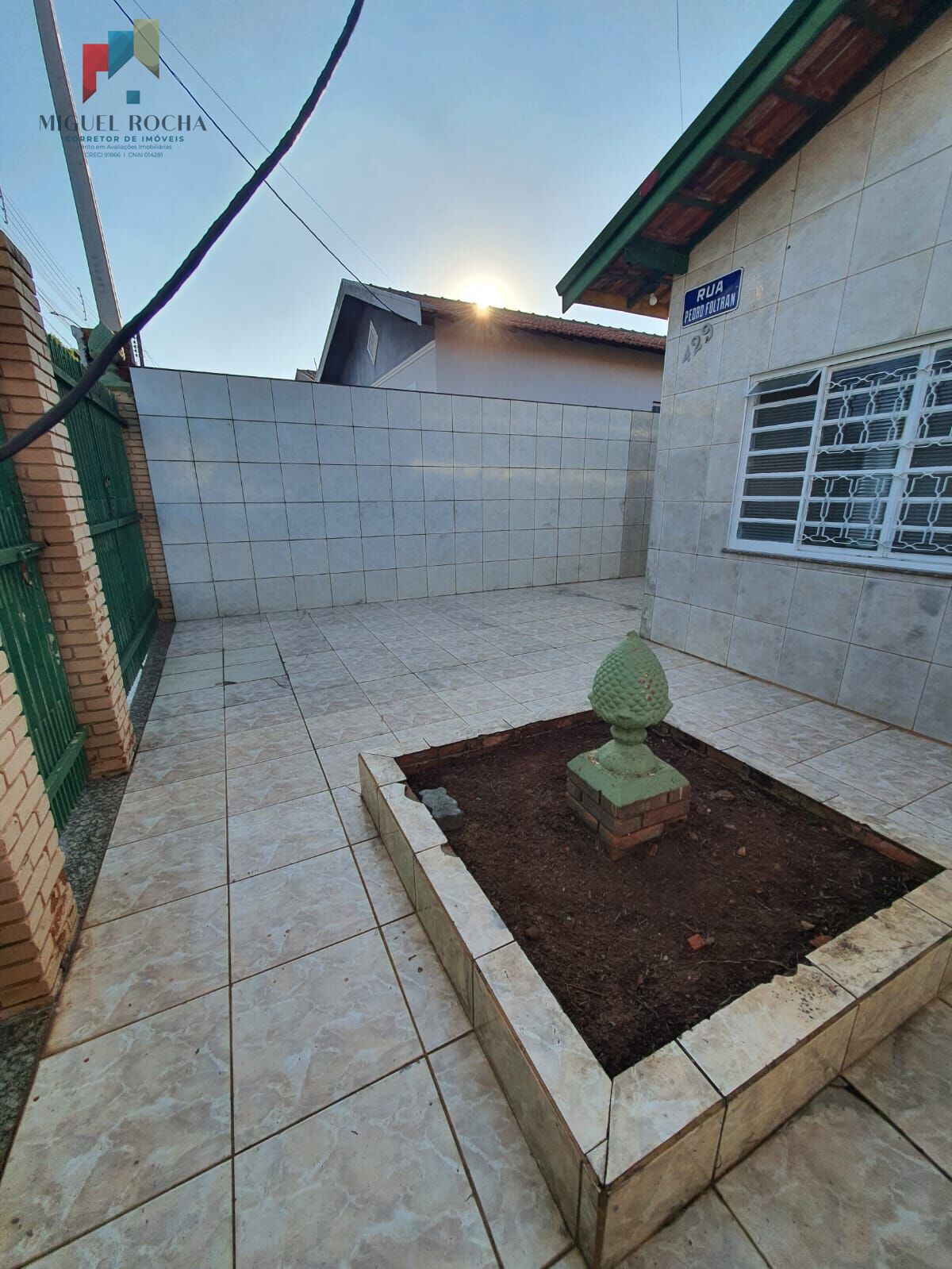 Casa, 4 quartos, 180 m² - Foto 2