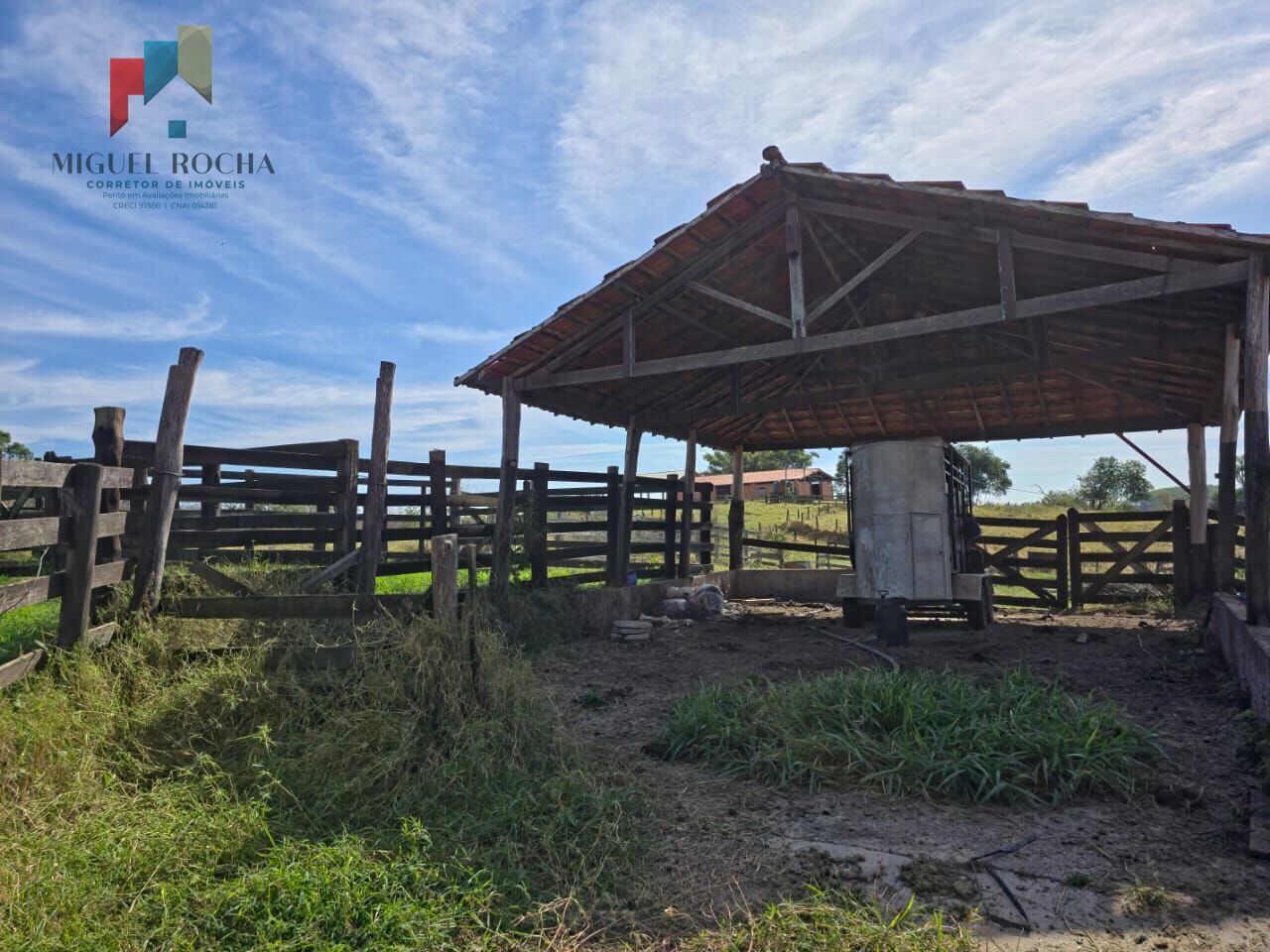 Sítio à venda com 3 quartos, 290000m² - Foto 35