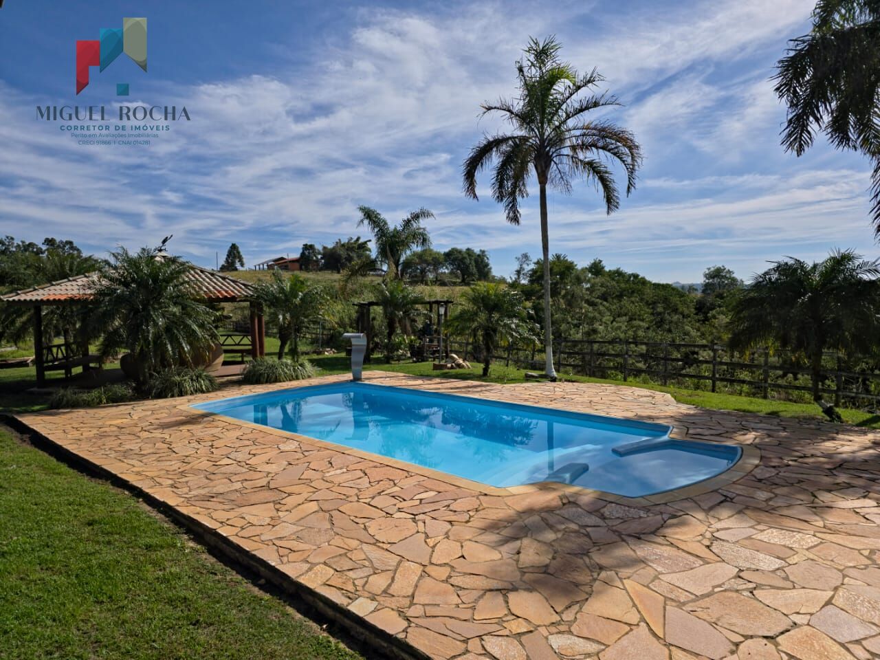 Sítio à venda com 3 quartos, 290000m² - Foto 4