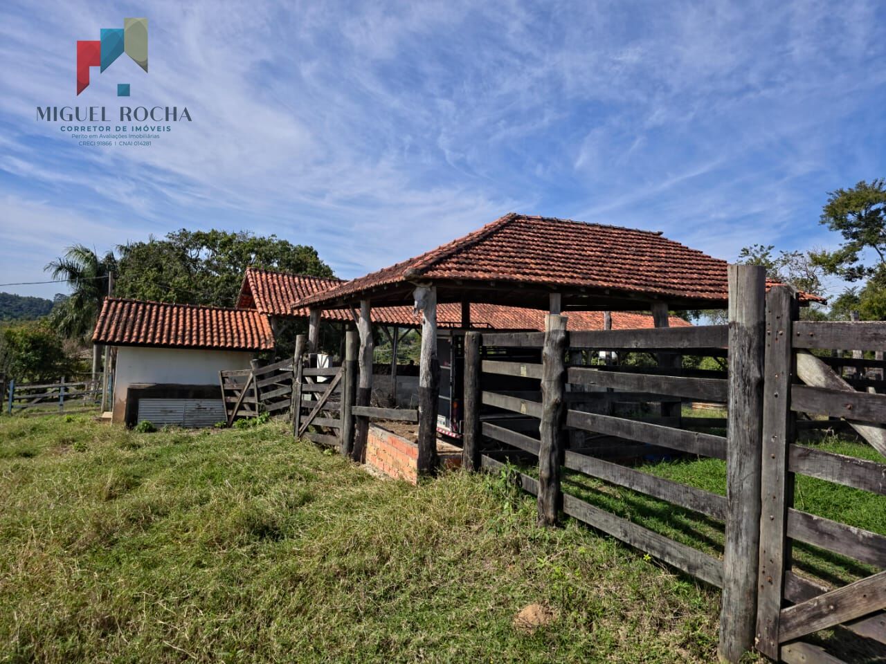 Sítio à venda com 3 quartos, 290000m² - Foto 18