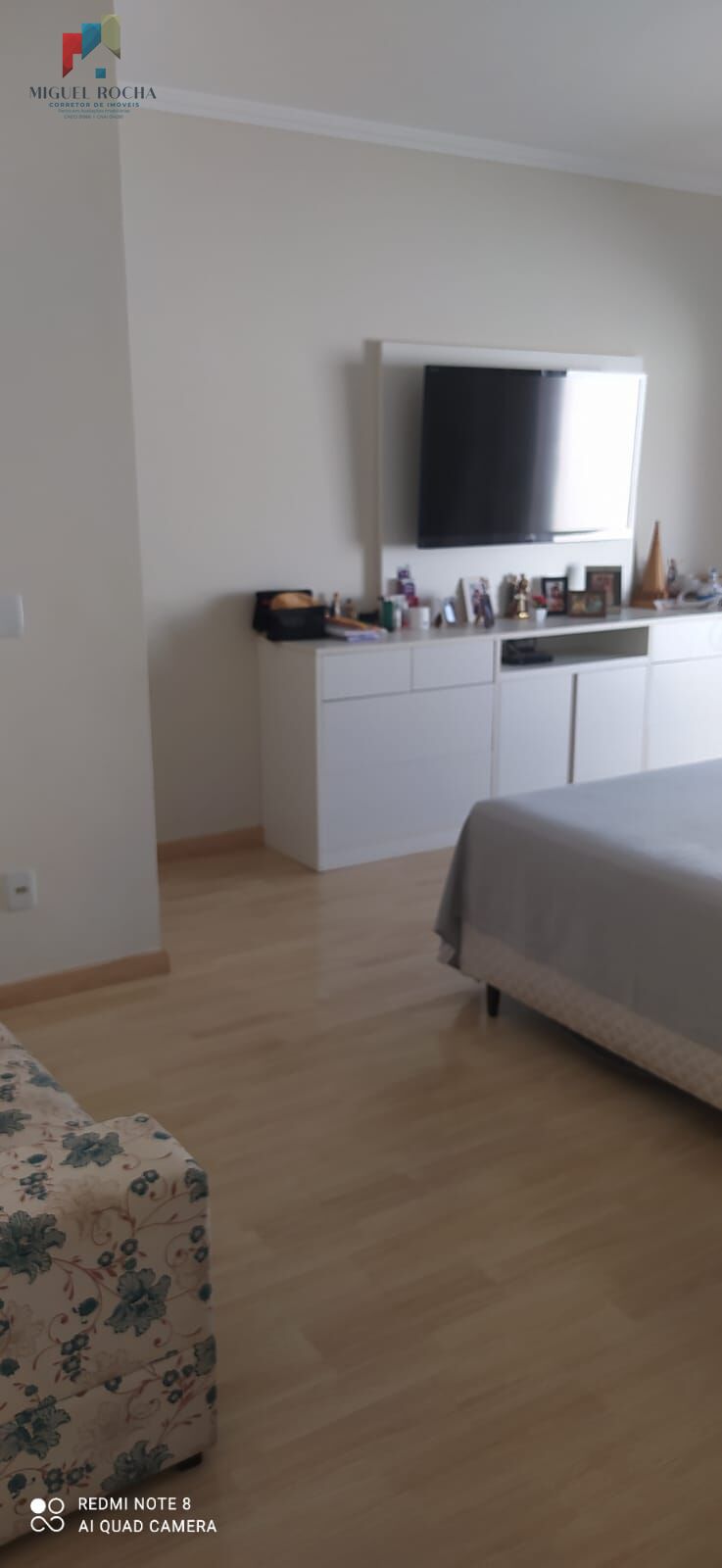 Casa à venda com 3 quartos, 360m² - Foto 17