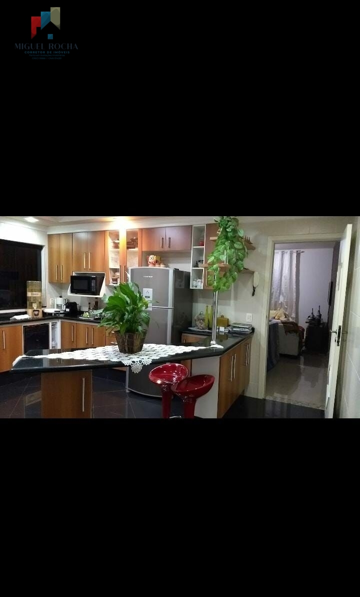 Sobrado à venda com 3 quartos, 185m² - Foto 7