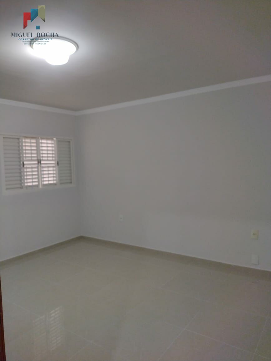 Sobrado à venda com 3 quartos, 213m² - Foto 12