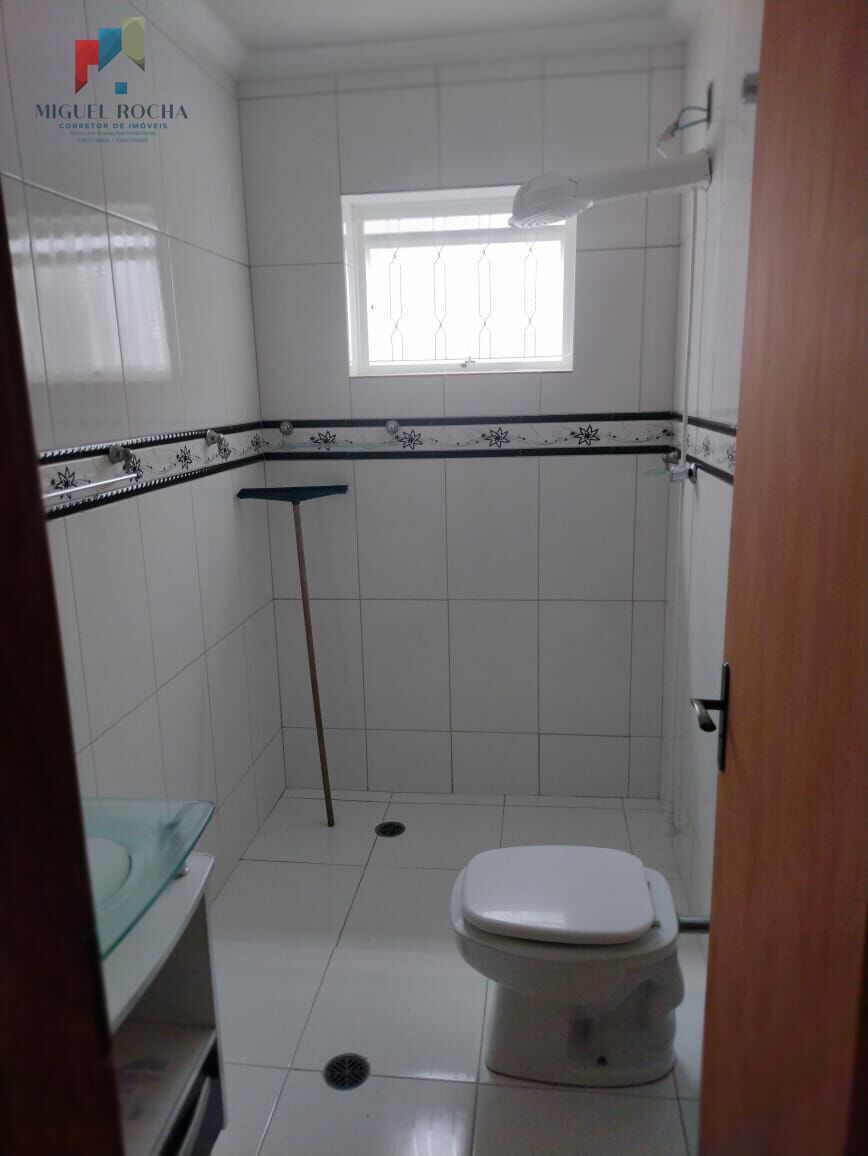 Sobrado à venda com 3 quartos, 213m² - Foto 9